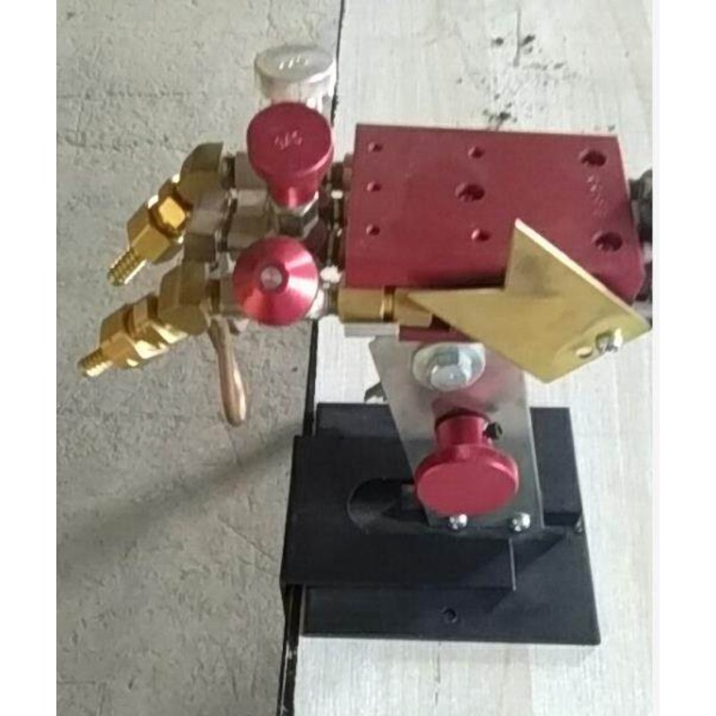 Attrezzi per l'illuminazione,  - Office Furniture And Equipment recensione e prezzo